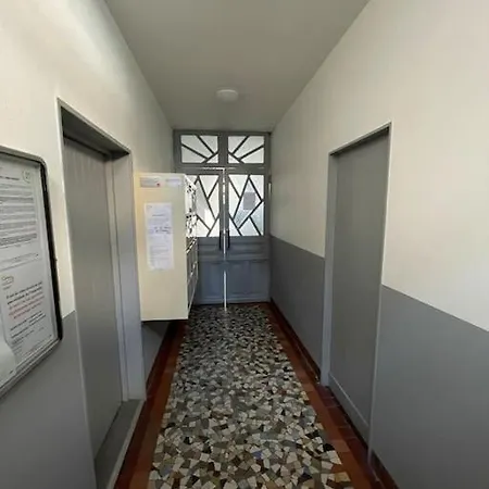 Ferienwohnung Le Coeur De Rodez Exterior foto